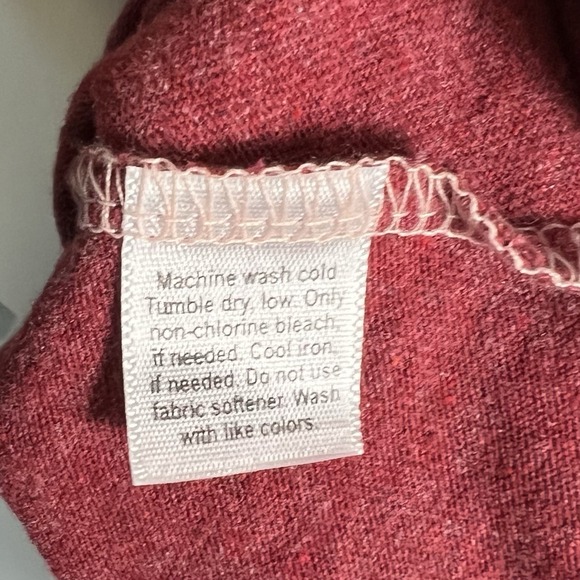 LUR Women's Medium 3/4 Sleeve Swoop Tunic Asymmetrical Burgundy Recycled NWT‎ - Picture 7 of 7